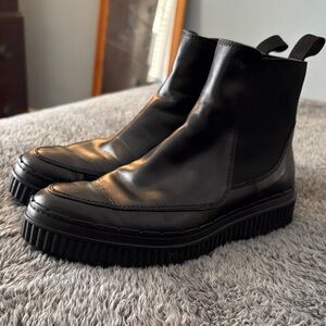 Tod’s Beatles Chelsea boot